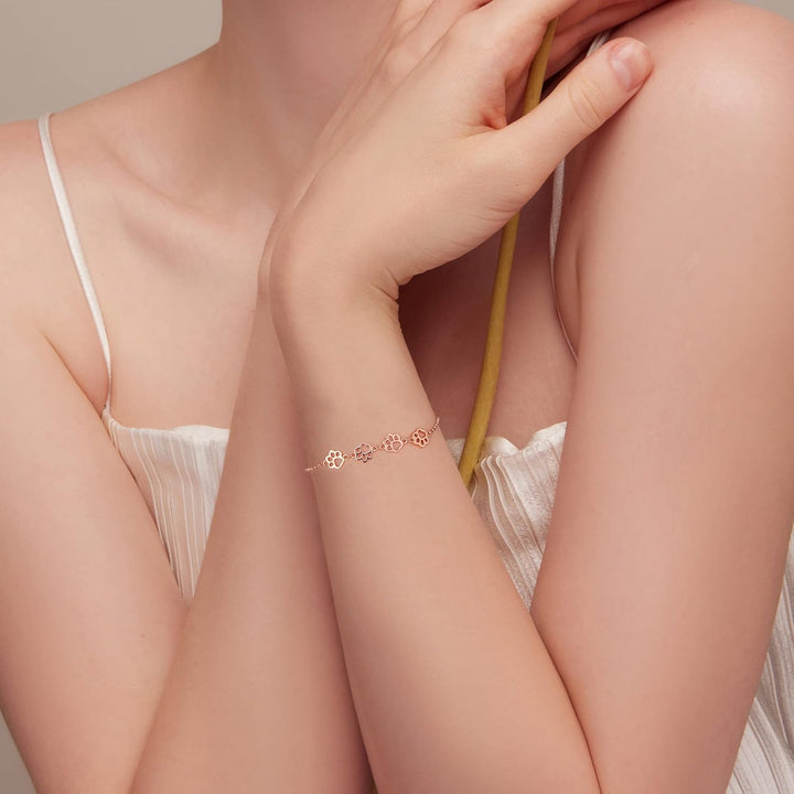 Pulsera Ajustable de Plata Esterlina con Diseño de Huella de Perro