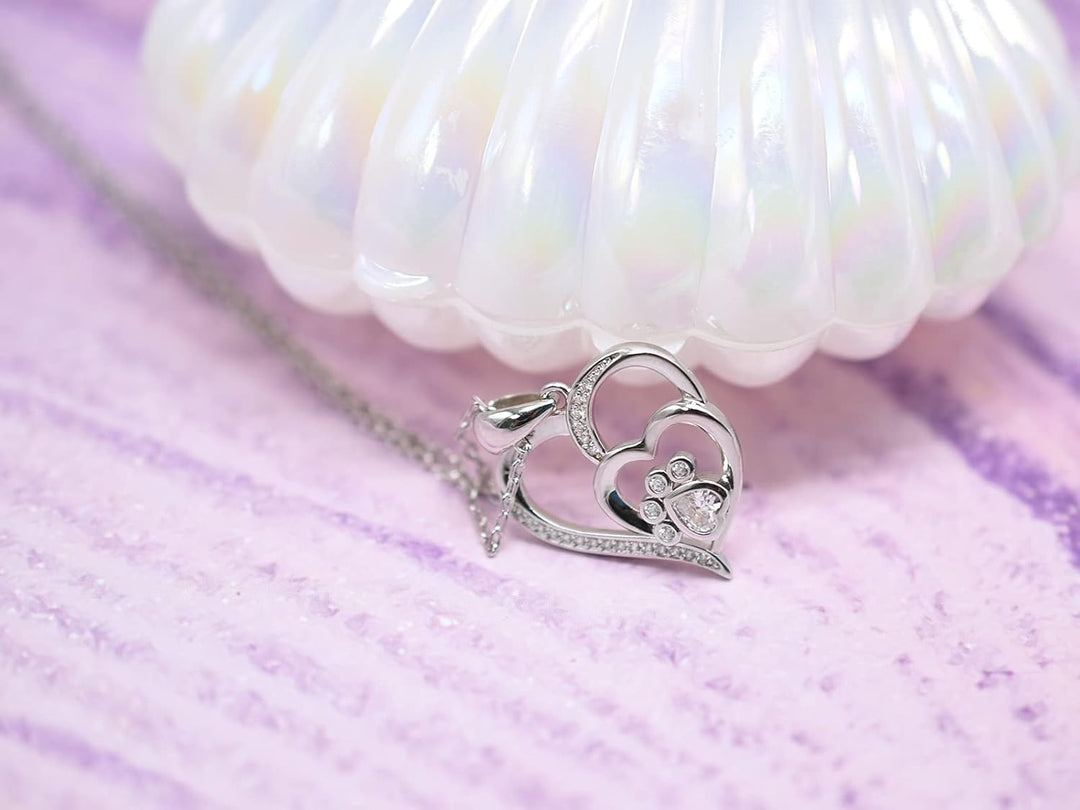 Collar de Huellas para Mujeres – Colgante de Corazón de Plata Esterlina con Zircón