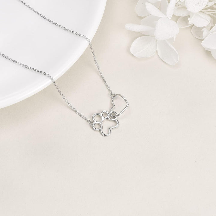 Collar de Huella de Perro en Plata Esterlina – Colgante Corazón con Cristales