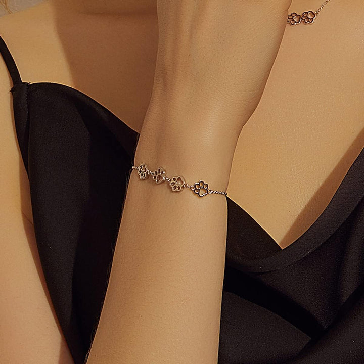Pulsera Ajustable de Plata Esterlina con Diseño de Huella de Perro