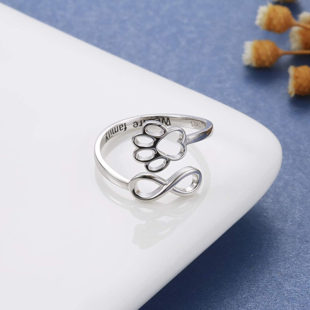 Anillo Ajustable de Plata de Ley 925 con Diseño de Corazón y Huella de Patas - Hecho a Mano