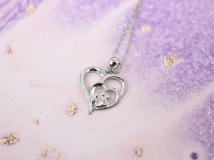 Collar de Huellas para Mujeres – Colgante de Corazón de Plata Esterlina con Zircón