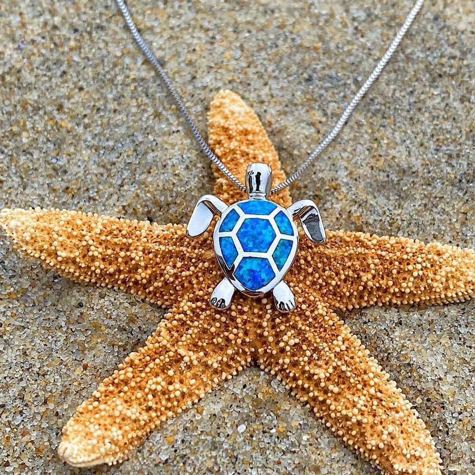 Conjunto Tortuga de Algas – Collar de Plata y Pendientes con Ópalo