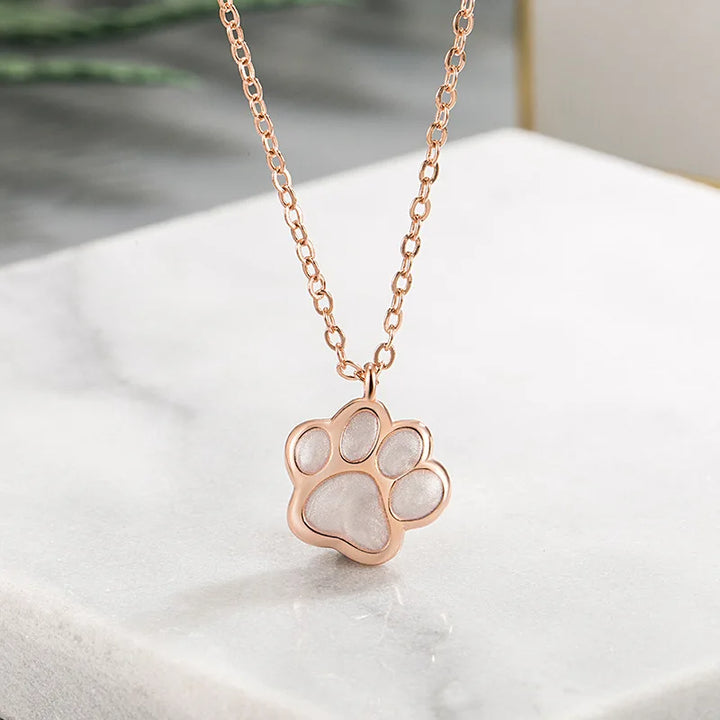 Colgante de Huella – Joyería Animal Simbólica para Mujeres