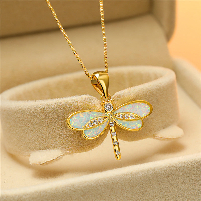 Collar de Libélula Dorada con Piedra de Ópalo