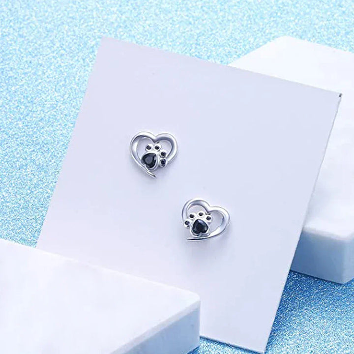 Pendientes de Stud en Forma de Corazón Hart – Pendientes Plateados con Cristal Negro