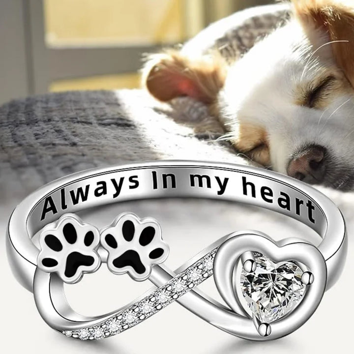 Anillo de Huella con Diseño de Corazón y Eternidad