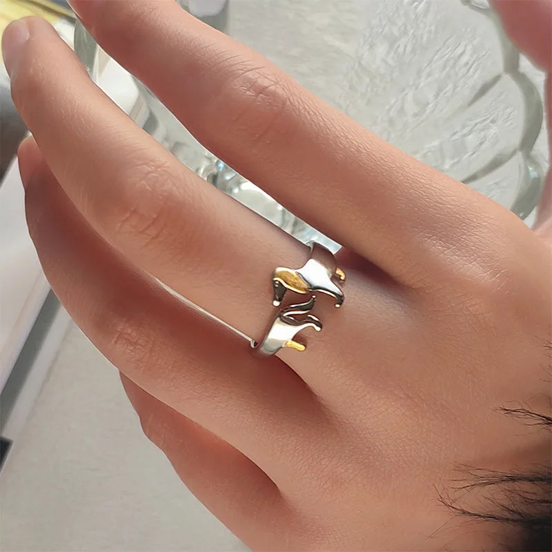 Anillo Ajustable de Teckel – Joyería Artesanal para Mujeres