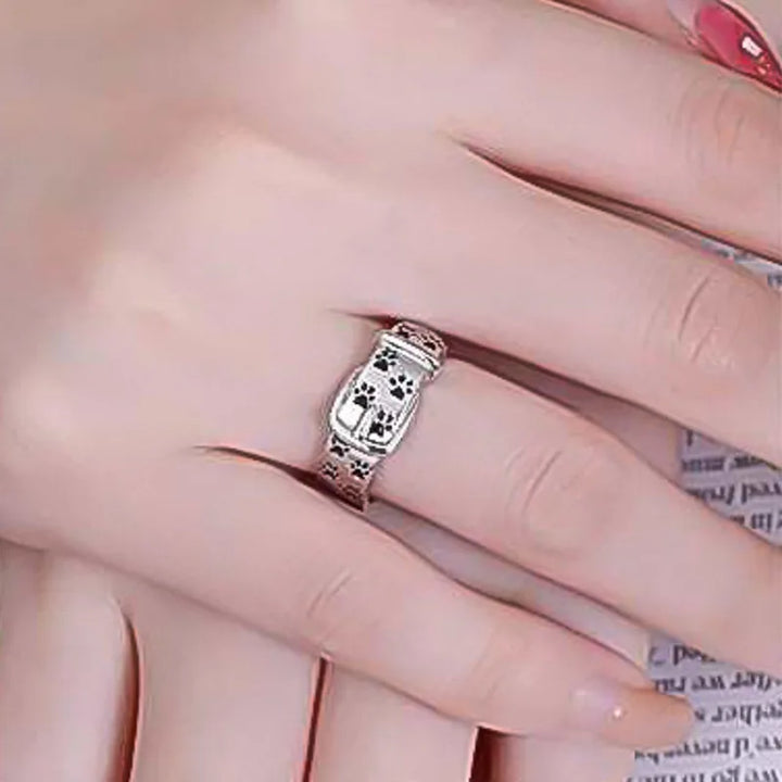 Anillo Divertido y Sofisticado con Diseño de Collar de Perro