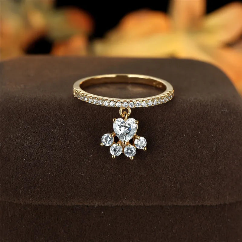 Anillo de Huella y Corazón – Diseño en Oro y Plata